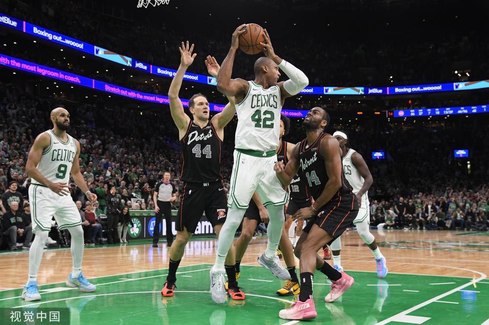 手的拼抢中 手的拼抢中