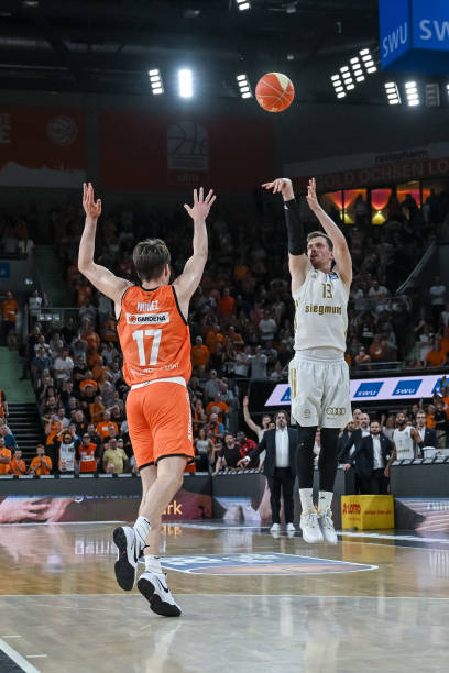 阿莫林的战 阿莫林的战